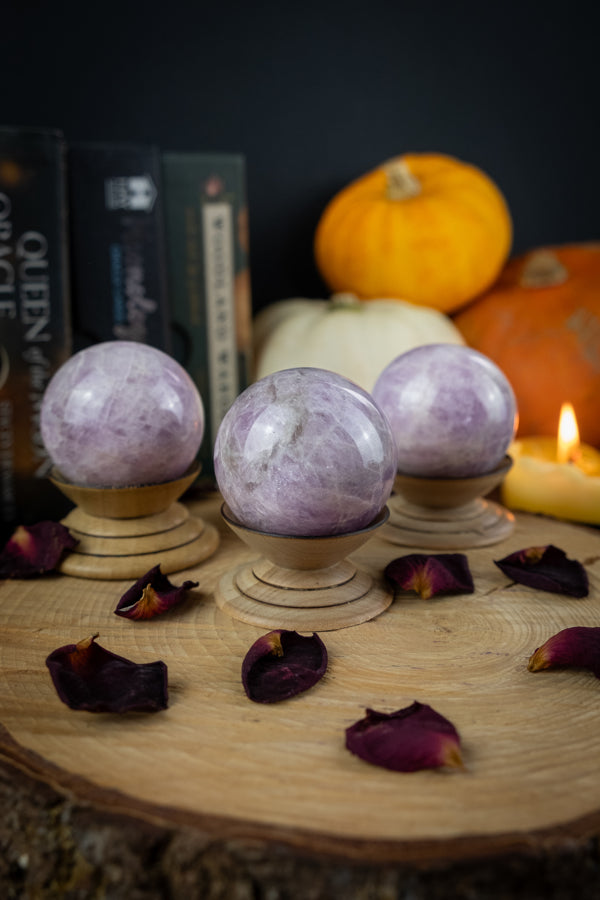 Kunzite Crystal Sphere, Connect to the infinite source of love, Joyful crystal, Heart opener, Crystal to remove obstacles, Crystal for peace