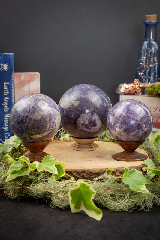 Root Chakra Fluorite Sphere, Grounding Crystal Ball for Stability, Focus, Emotional Balance and Earth Energy Support