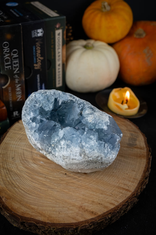 Celestite crystal, A+ grade, Ethically sourced, Crystal for calm, healing & sleep, Crystal for peace, Angel crystal, Small crystal geode.