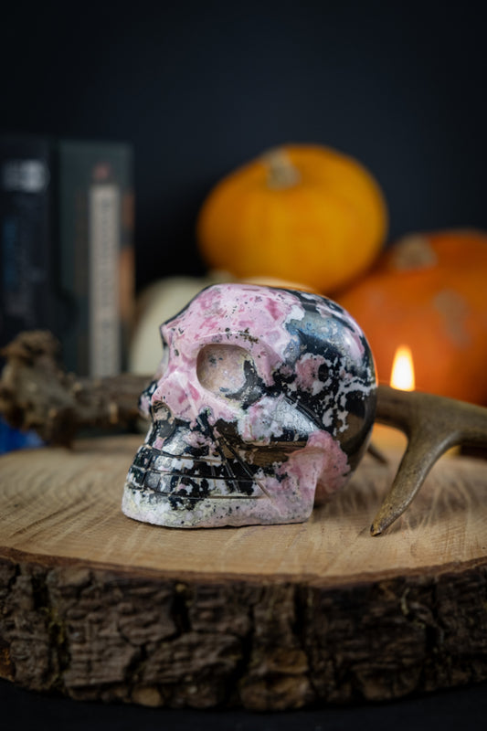 Rhodonite Crystal Skull, Unique Crystal, Hand Carved from Peru, Crystal for healing, Heart chakra crystal, Crystal for stress, Exceptional quality.