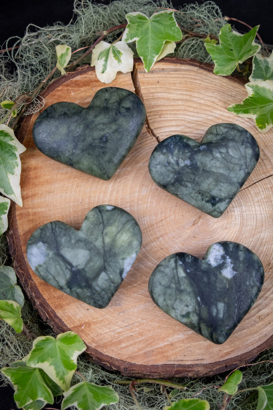 Green Jade Heart Crystal, Healing Stone for Love, Luck, Harmony, Prosperity and Emotional Balance