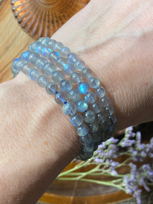 Labradorite crystal bracelet, Crystal for intuition, higher self, protection.