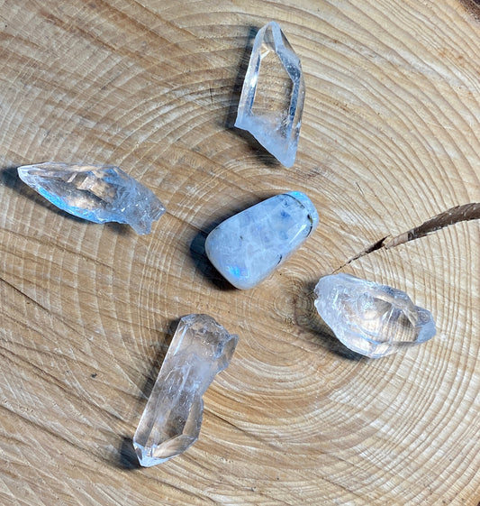 Crystal Kit for intuition, Intention setting kit, Moonstone crystal, Clear Quartz , Crystal grids, Crystals to enhance psychic gifts.
